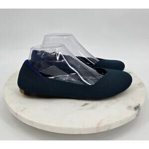 Rothy’s The Flat (Round Toe)
In Teal